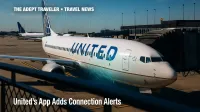 United Airlines jet at Chicago O’Hare gate with digital overlay, highlighting ConnectionSaver technology.