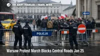 Warsaw protest march road closures, police barriers slow traffic near Krakowskie Przedmieście on Jan 25